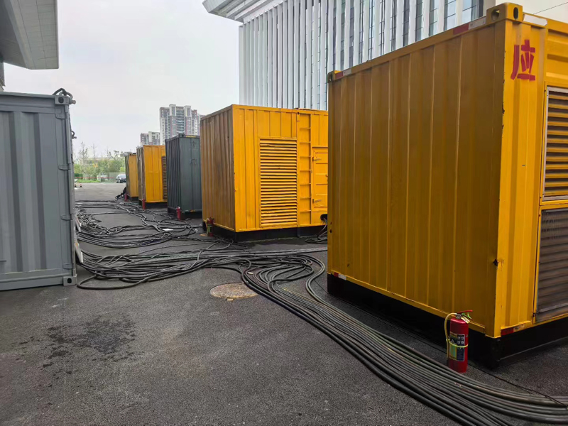 库尔勒柴油发电机组冬季保养有哪些注意事项？